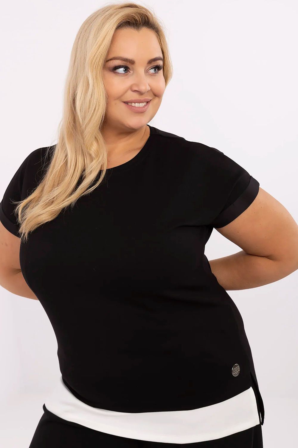 Oppdag vårt utvalg av stilfulle  Plus size bluse - Relevance til dame i ulike størrelser og kvalitetsmaterialer – perfekte til jobb, fritid og alle dager. Rask levering og gode priser hos MS Stylehaven. se mer!