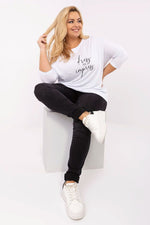 Oppdag vårt utvalg av stilfulle  Plus size bluse - Relevance til dame i ulike størrelser og kvalitetsmaterialer – perfekte til jobb, fritid og alle dager. Rask levering og gode priser hos MS Stylehaven. se mer!