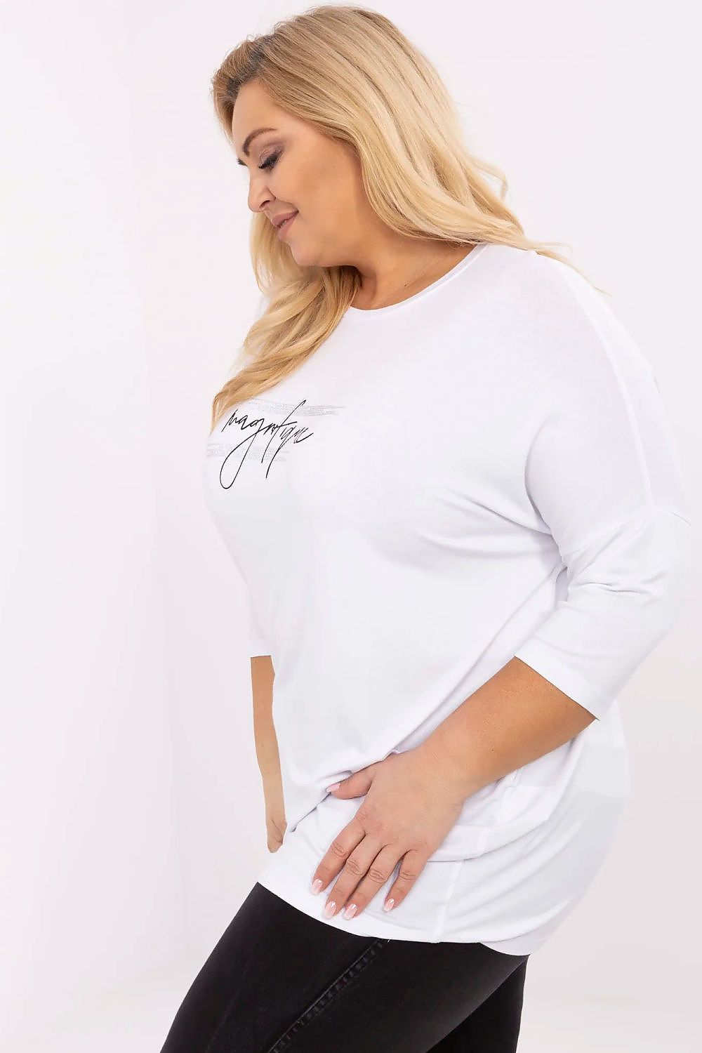 Oppdag vårt utvalg av stilfulle  Plus size bluse - Relevance til dame i ulike størrelser og kvalitetsmaterialer – perfekte til jobb, fritid og alle dager. Rask levering og gode priser hos MS Stylehaven. se mer!