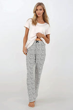 Pyjamas Momenti Per Me til dame fra MS StyleHaven, laget av Bomull, farge beige, størrelse s, med 45720 ermer, perfekt til casual; dress