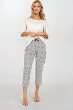 Pyjamas Momenti Per Me til dame fra MS StyleHaven, laget av Bomull, farge beige, størrelse s, med 45720 ermer, perfekt til casual; dress