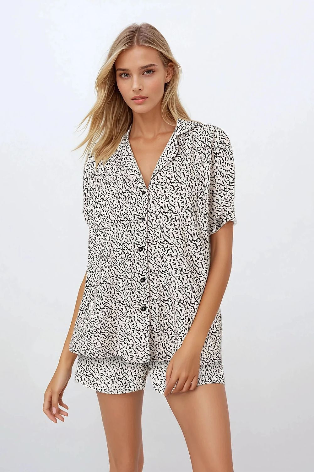 Pyjamas Momenti Per Me til dame fra MS StyleHaven, laget av Bomull, farge beige, størrelse s, med 45720 ermer, perfekt til casual; dress