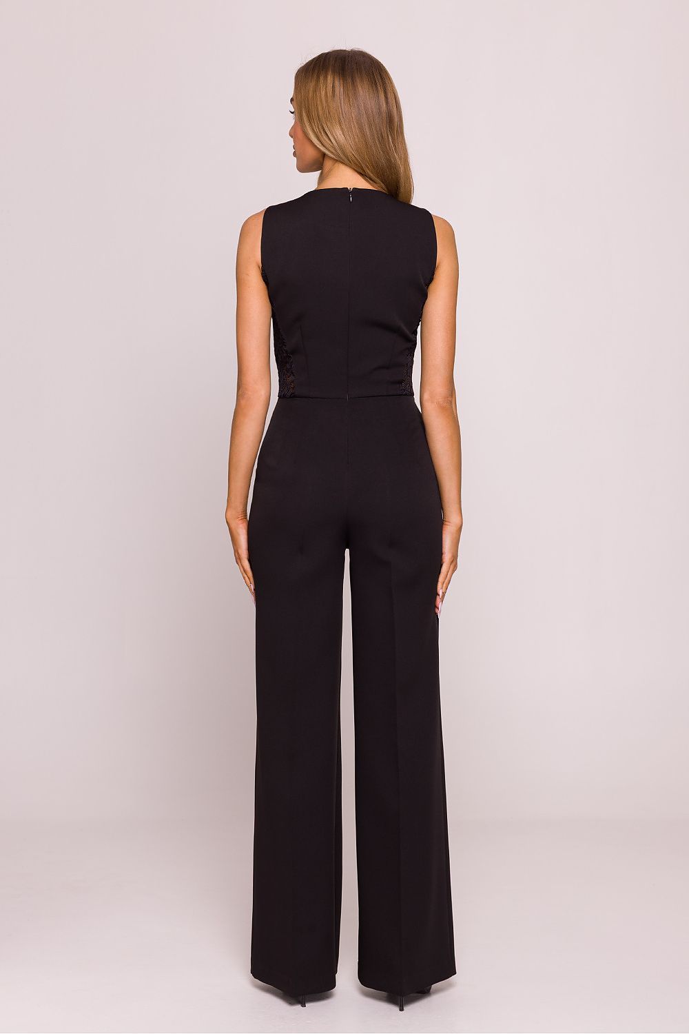 Klassisk Jumpsuit - Moe til dame fra MS StyleHaven, laget av polyester, farge beige, størrelse M, med sleeveless ermer, perfekt til dress