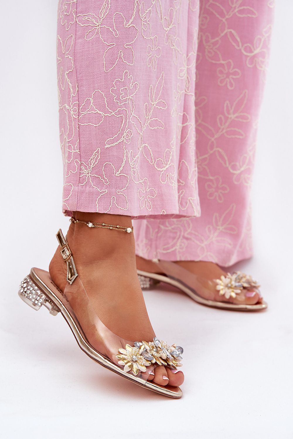 Hælsandaler Step in style til dame fra MS StyleHaven, laget av Bomull, farge Svart, størrelse 39, med short ermer, perfekt til dress