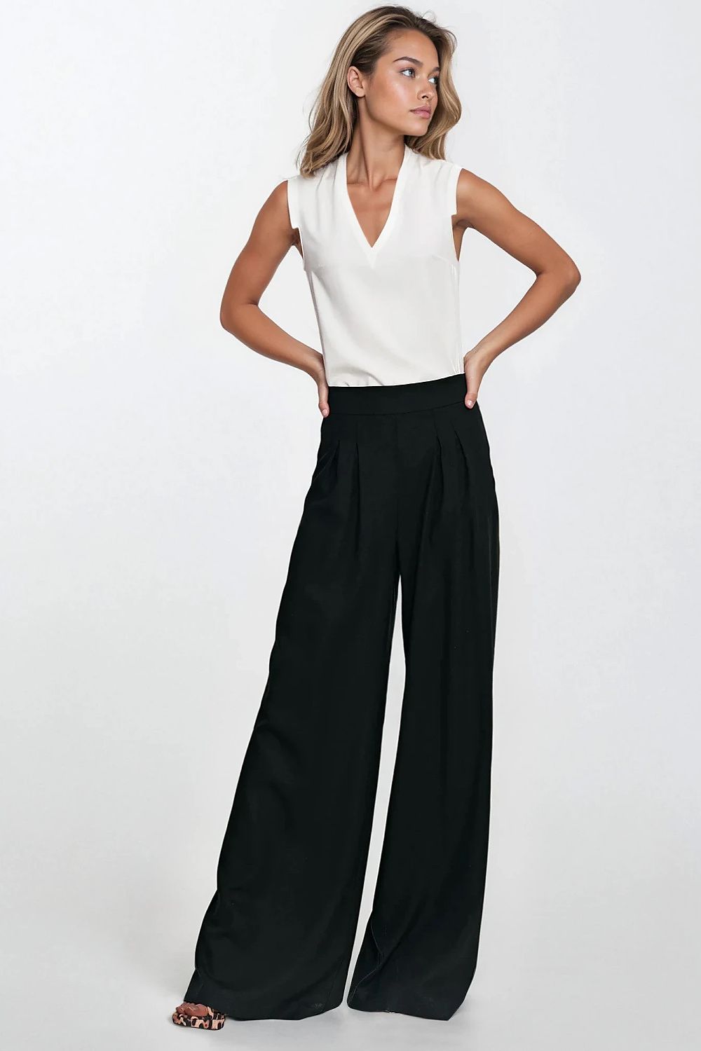 Damebukser Nife til dame fra MS StyleHaven, laget av rayon; Lin, farge Blå, størrelse 42, med sleeveless; short ermer, perfekt til casual