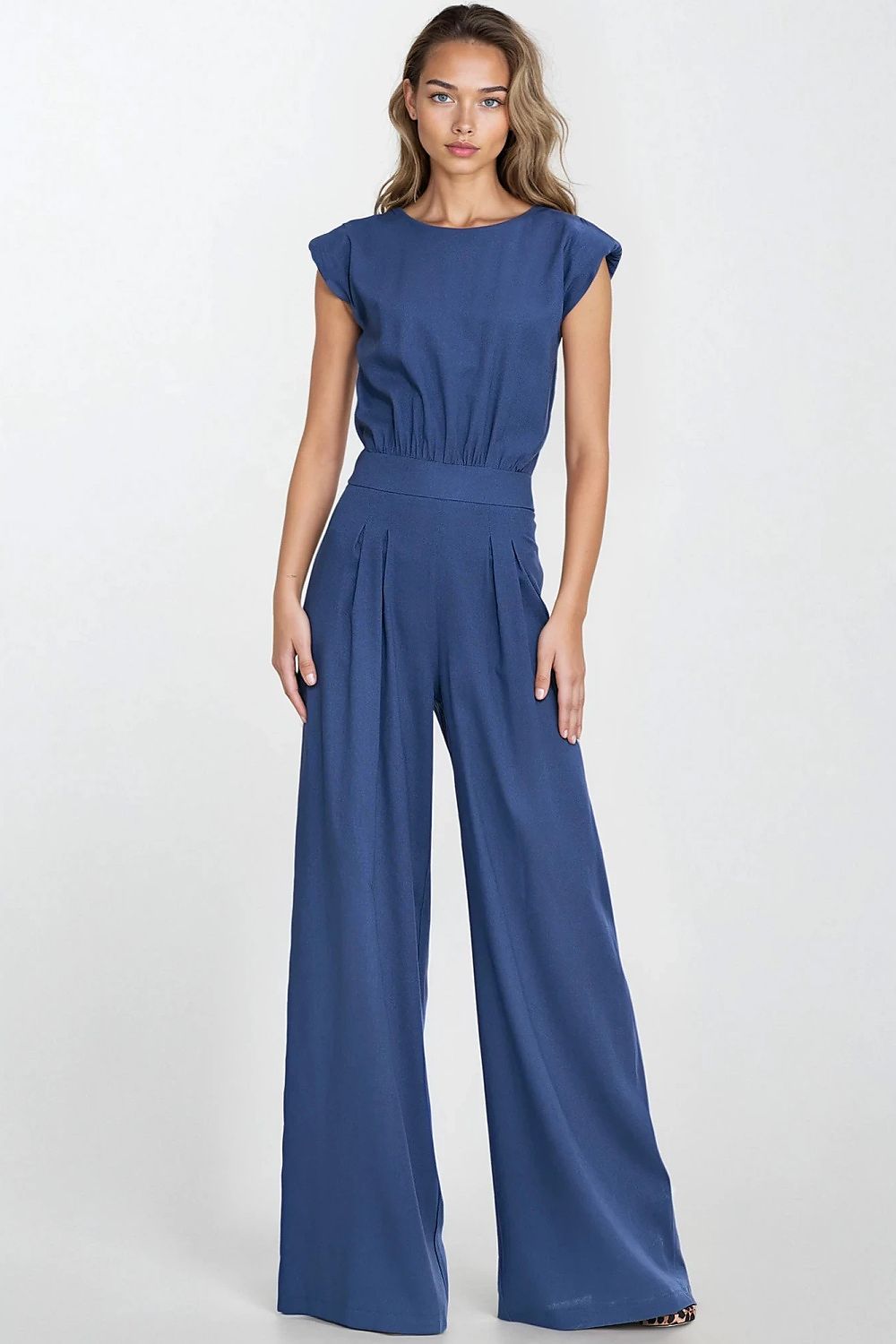Jumpsuit Nife til dame fra MS StyleHaven, laget av rayon; Lin, farge Blå, størrelse 36, med sleeveless; short ermer, perfekt til casual