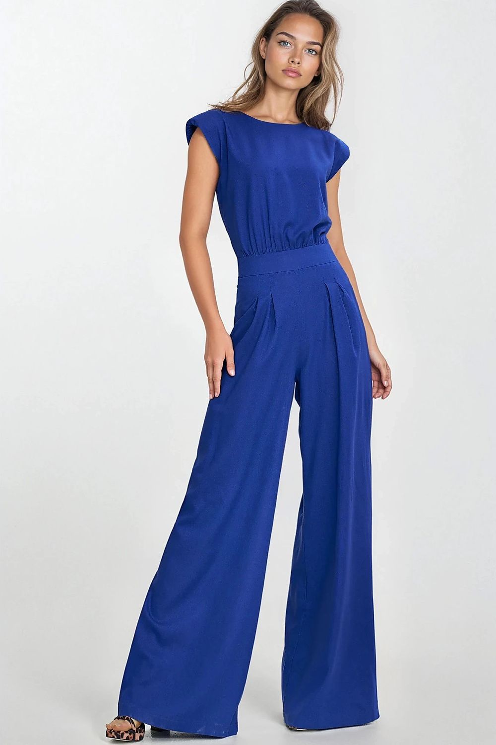 Jumpsuit Nife til dame fra MS StyleHaven, laget av rayon; Lin, farge Svart, størrelse 40, med sleeveless; short ermer, perfekt til casual
