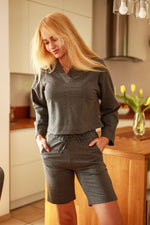 Sett Mirale til dame fra MS StyleHaven, laget av Bomull; Elastan-1, farge Grå, størrelse XL, med long ermer, perfekt til dress