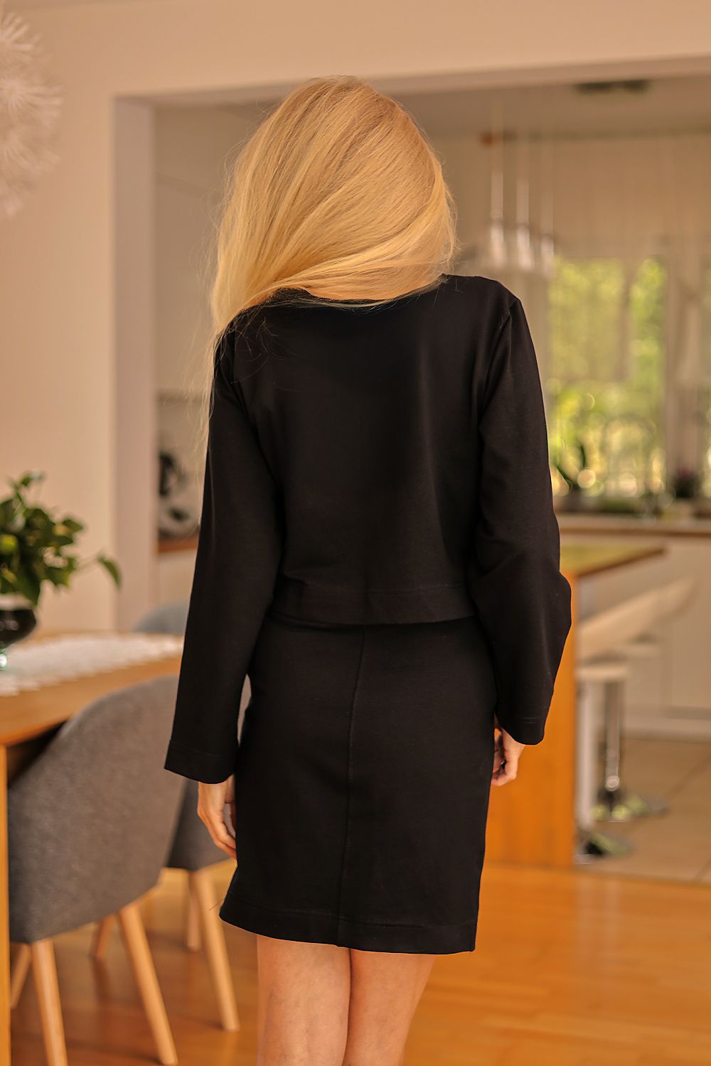 Sett Mirale til dame fra MS StyleHaven, laget av Bomull; Elastan-1, farge Svart, størrelse s, med long ermer, perfekt til dress