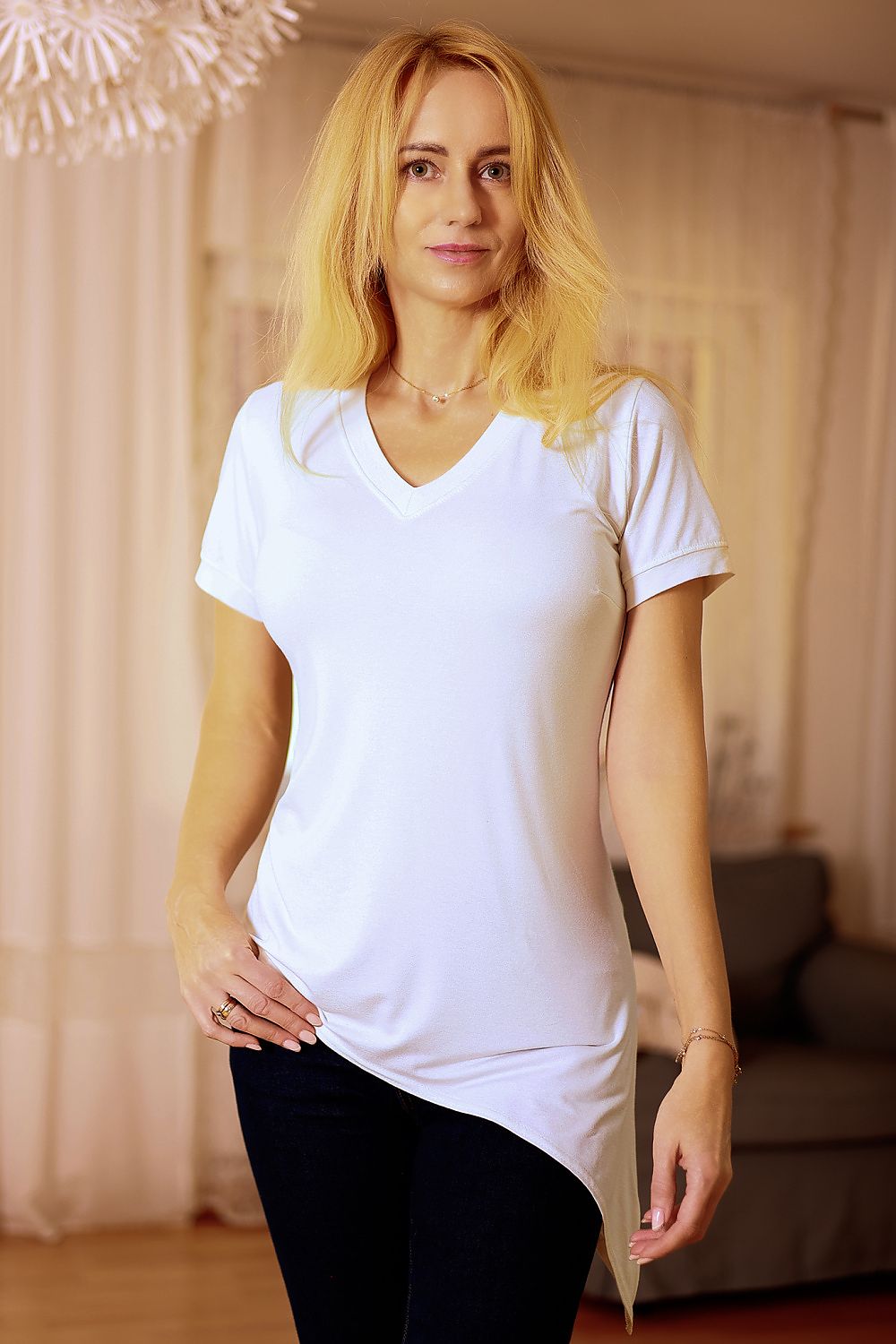 Bluse Mirale til dame fra MS StyleHaven, laget av Viskose, farge Rød, størrelse L, med short ermer, perfekt til dress