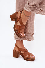 Hælsandaler Step in style til dame fra MS StyleHaven, laget av Bomull, med detaljer i leather, farge Brun, størrelse 36, med short ermer, hælhøyde high, skostørrelse 36; 37; 38; 39; 40; 41, perfekt til dress