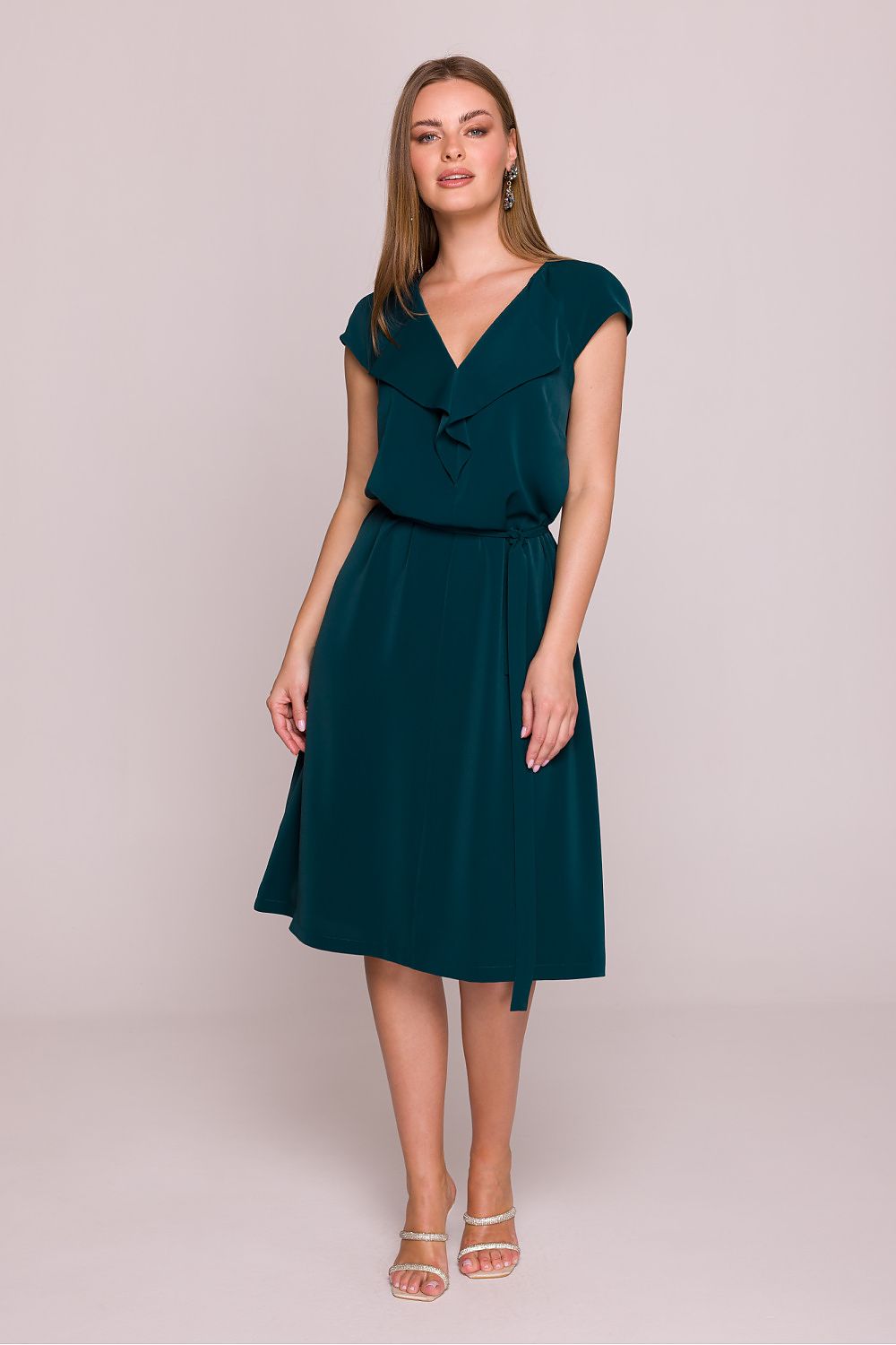 Cocktailkjole Stylove til dame fra MS StyleHaven, laget av polyester, farge Grønn, størrelse s, med short ermer, midi lengde, kjolestil a-line, perfekt til dress