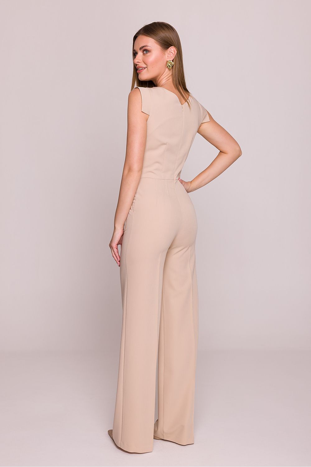 Jumpsuit Stylove til dame fra MS StyleHaven, laget av polyester; Viskose, farge Fiolett, størrelse L, med sleeveless ermer, perfekt til dress