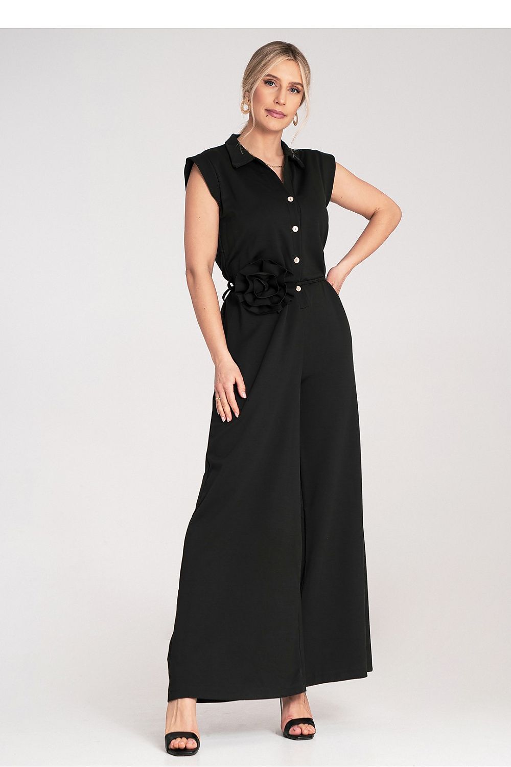 Drakt Figl til dame fra MS StyleHaven, laget av polyester; Viskose, farge Svart, størrelse S/M, med sleeveless ermer, perfekt til dress