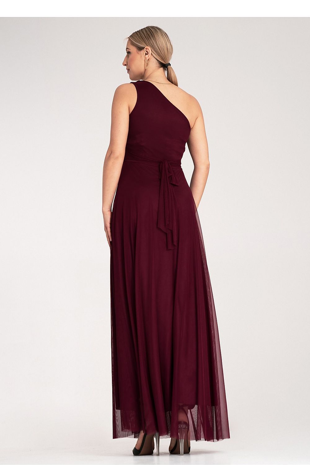 Aftenkjole Figl til dame fra MS StyleHaven, laget av polyester, farge Svart, størrelse S/M, med sleeveless ermer, perfekt til dress