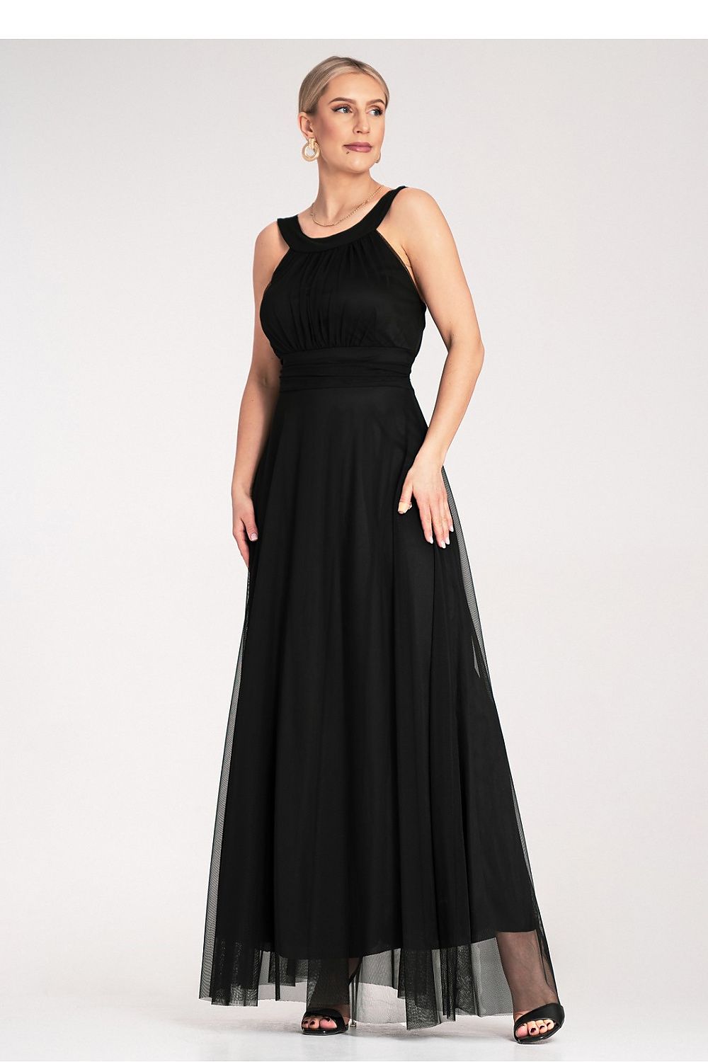 Aftenkjole Figl til dame fra MS StyleHaven, laget av polyester, farge Svart, størrelse S/M, med sleeveless ermer, perfekt til dress