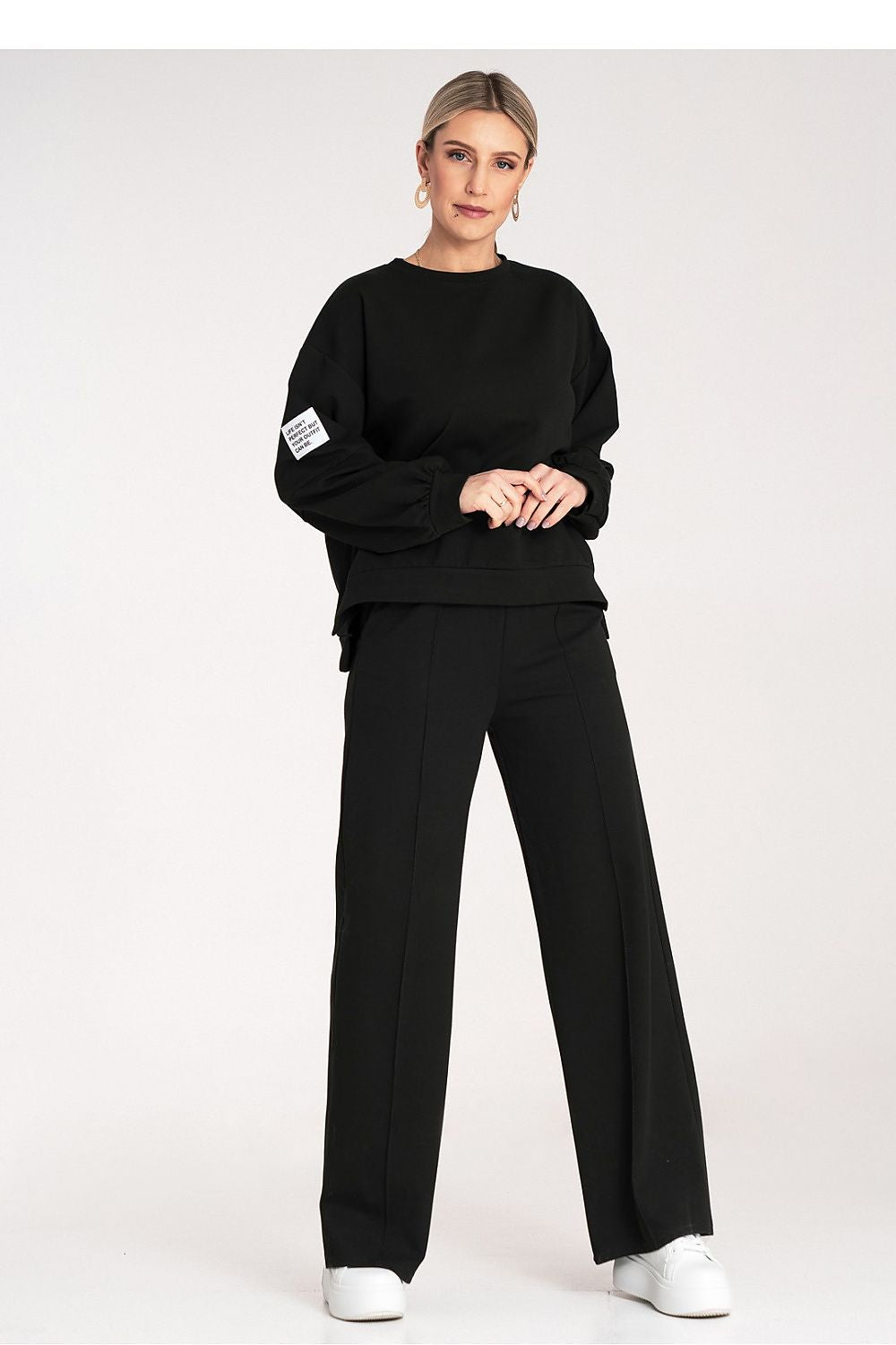 Sett Figl til dame fra MS StyleHaven, laget av polyester, farge Svart, størrelse S/M, med long ermer, perfekt til dress