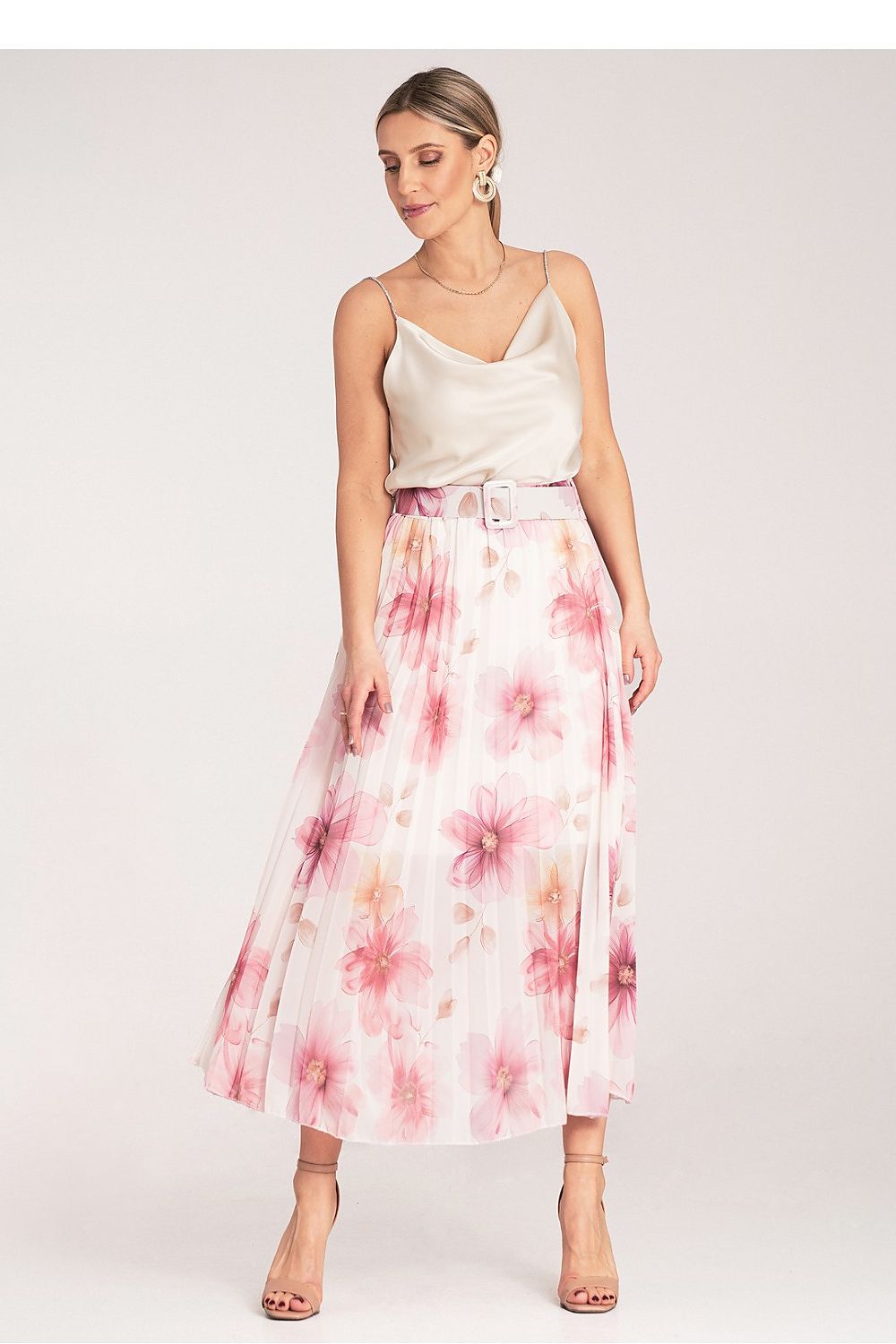 Skjørt Figl til dame fra MS StyleHaven, laget av polyester, farge Rosa, størrelse S/M, med 3-4; long ermer, midi lengde, perfekt til dress