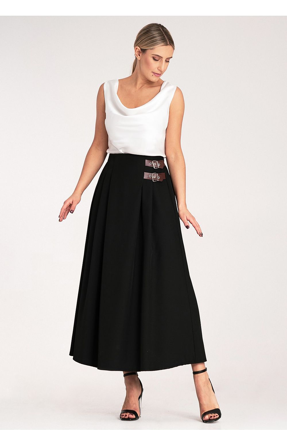 Skjørt Figl til dame fra MS StyleHaven, laget av polyester, farge beige, størrelse S/M, med 3-4; long ermer, perfekt til dress