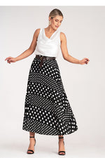 Skjørt Figl til dame fra MS StyleHaven, laget av polyester, farge Grønn, størrelse S/M, med 3-4; long ermer, perfekt til dress