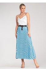 Skjørt Figl til dame fra MS StyleHaven, laget av polyester, farge Grønn, størrelse S/M, med 3-4; long ermer, perfekt til dress