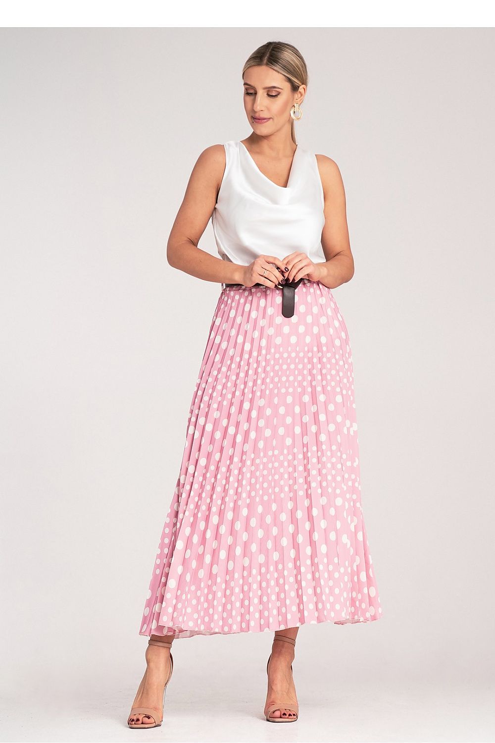 Skjørt Figl til dame fra MS StyleHaven, laget av polyester, farge Grønn, størrelse S/M, med 3-4; long ermer, perfekt til dress