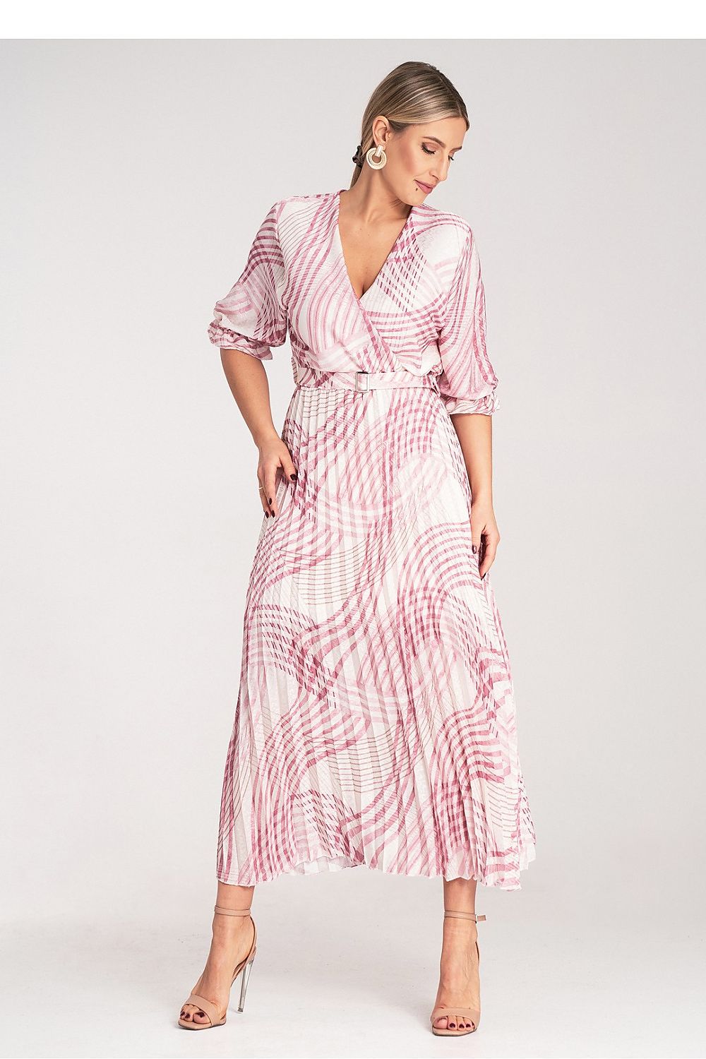Dagkjole Figl til dame fra MS StyleHaven, laget av polyester, farge Rosa, størrelse S/M, med 3-4; long ermer, maxi lengde, kjolestil blouson; a-line, perfekt til dress