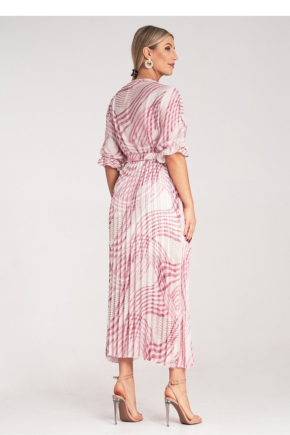 Dagkjole Figl til dame fra MS StyleHaven, laget av polyester, farge Rosa, størrelse S/M, med 3-4; long ermer, perfekt til dress