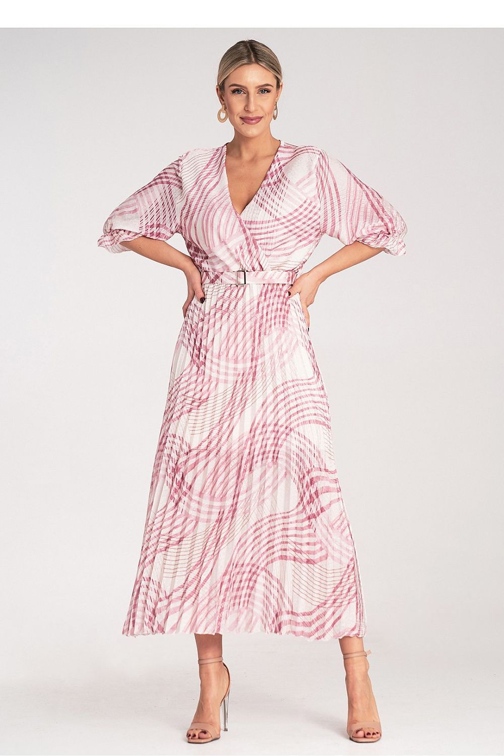 Dagkjole Figl til dame fra MS StyleHaven, laget av polyester, farge Rosa, størrelse S/M, med 3-4; long ermer, perfekt til dress