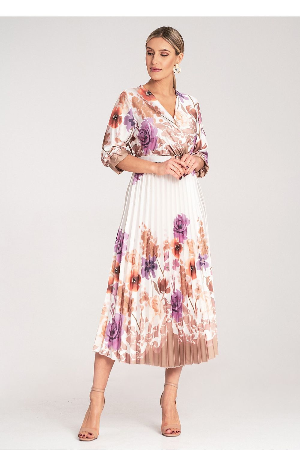 Dagkjole Figl til dame fra MS StyleHaven, laget av polyester, farge Hvit, størrelse S/M, med long ermer, maxi lengde, kjolestil sheath, perfekt til dress
