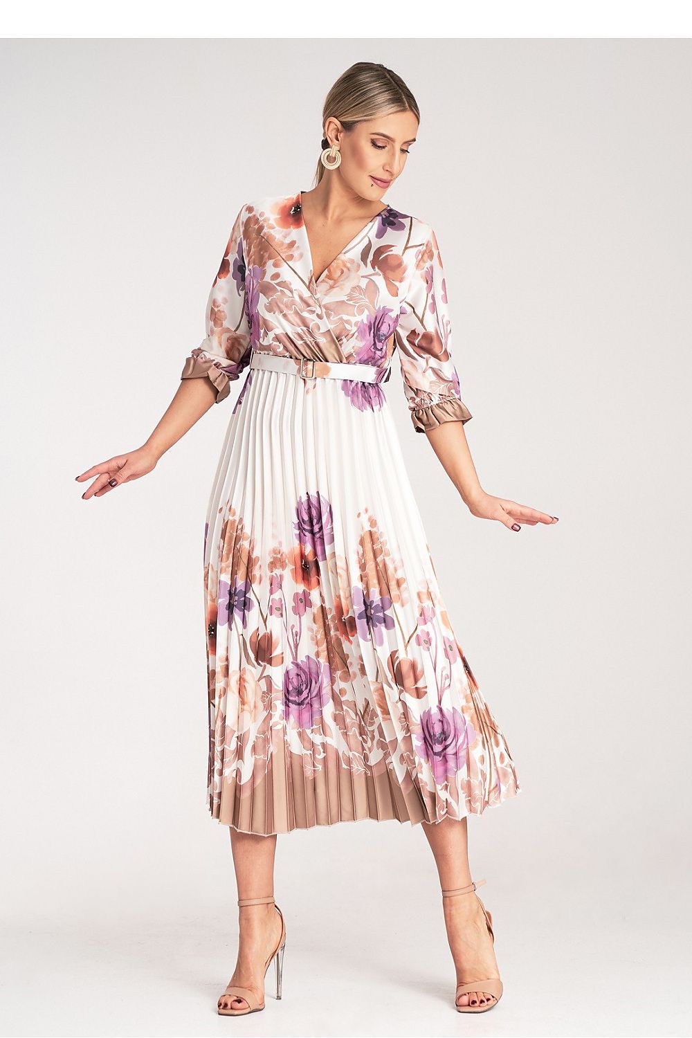 Dagkjole Figl til dame fra MS StyleHaven, laget av polyester, farge Hvit, størrelse S/M, med long ermer, perfekt til dress