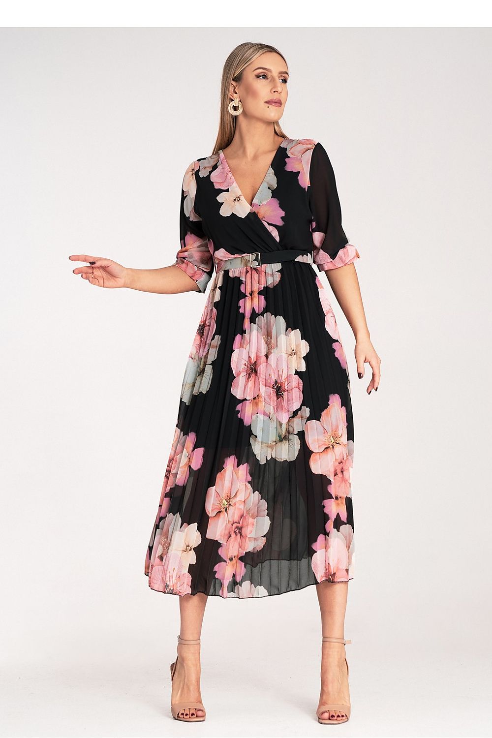 Dagkjole Figl til dame fra MS StyleHaven, laget av polyester, farge Hvit, størrelse S/M, med 45720 ermer, perfekt til dress