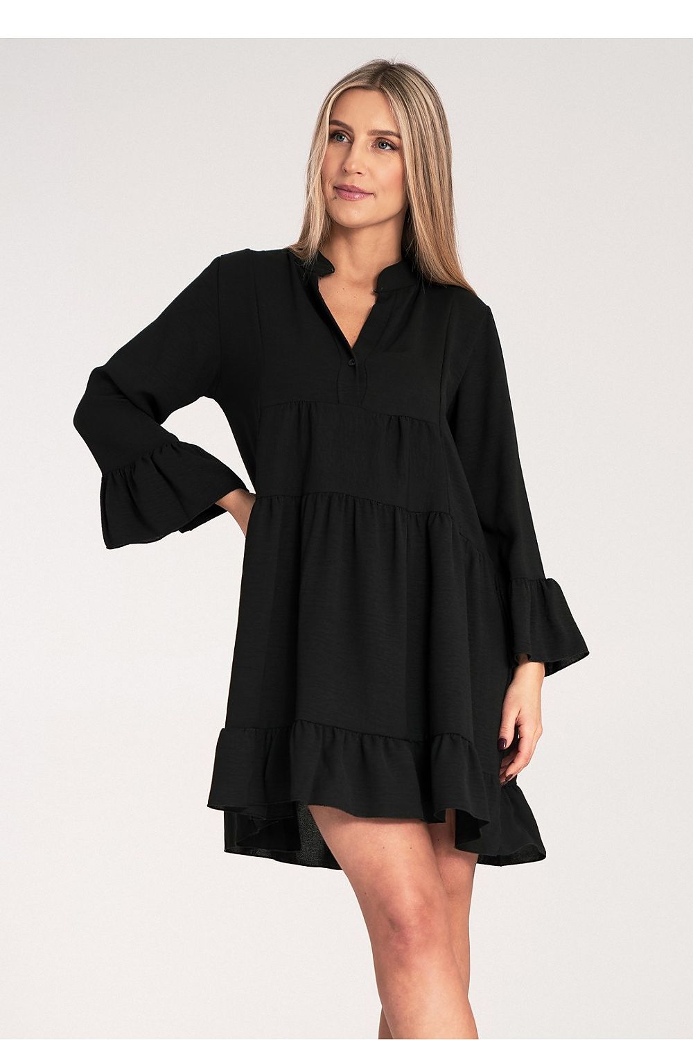 Dagkjole Figl til dame fra MS StyleHaven, laget av polyester, farge beige, størrelse S/M, med long ermer, perfekt til dress