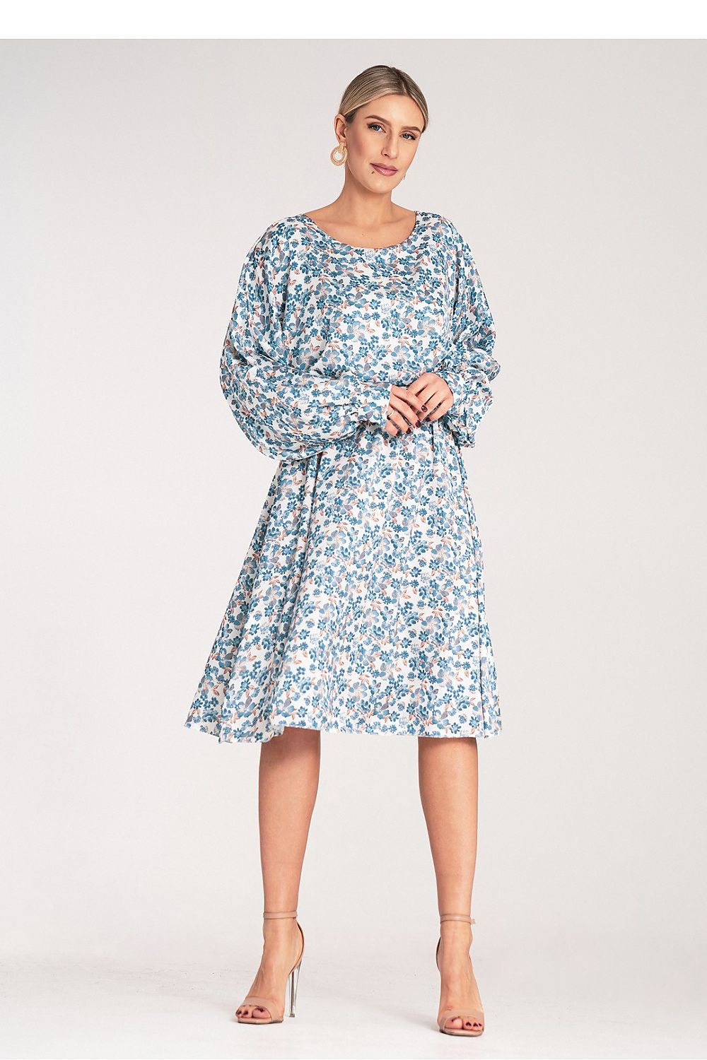 Dagkjole Figl til dame fra MS StyleHaven, laget av Sateng; polyester, farge Svart, størrelse S/M, med long ermer, perfekt til dress