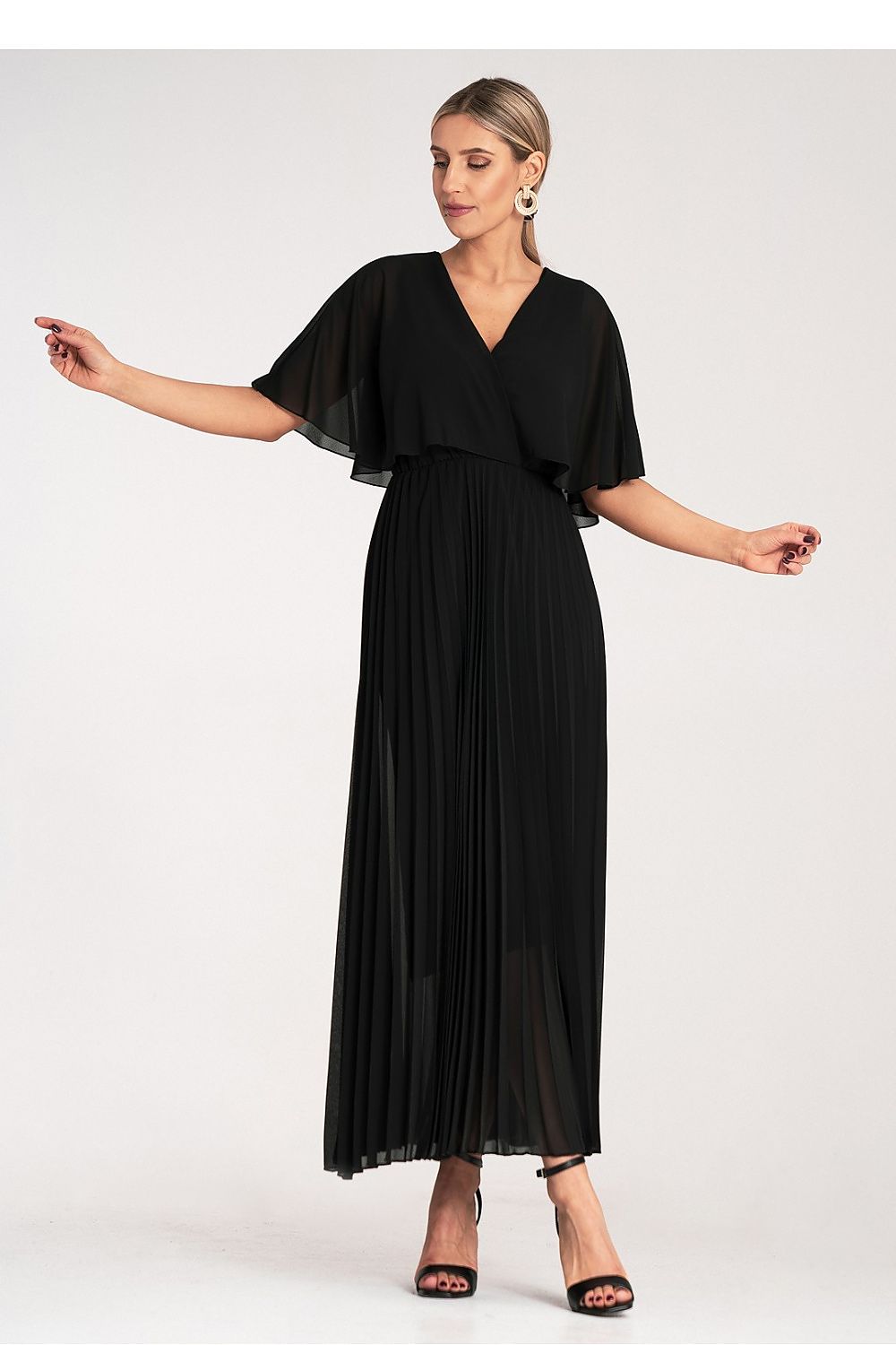Cocktailkjole Figl til dame fra MS StyleHaven, laget av polyester, farge Svart, størrelse S/M, med 3-4; short ermer, maxi lengde, kjolestil sheath; mermaid, perfekt til dress