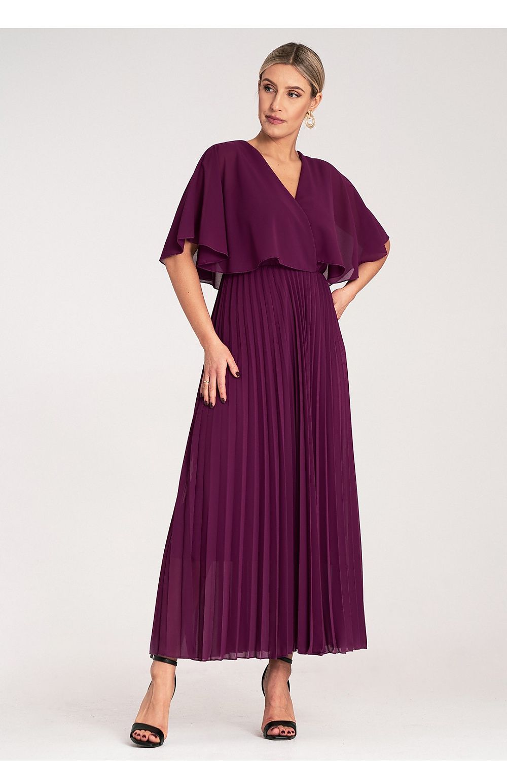 Cocktailkjole Figl til dame fra MS StyleHaven, laget av polyester, farge Fiolett, størrelse S/M, med 3-4; short ermer, perfekt til dress