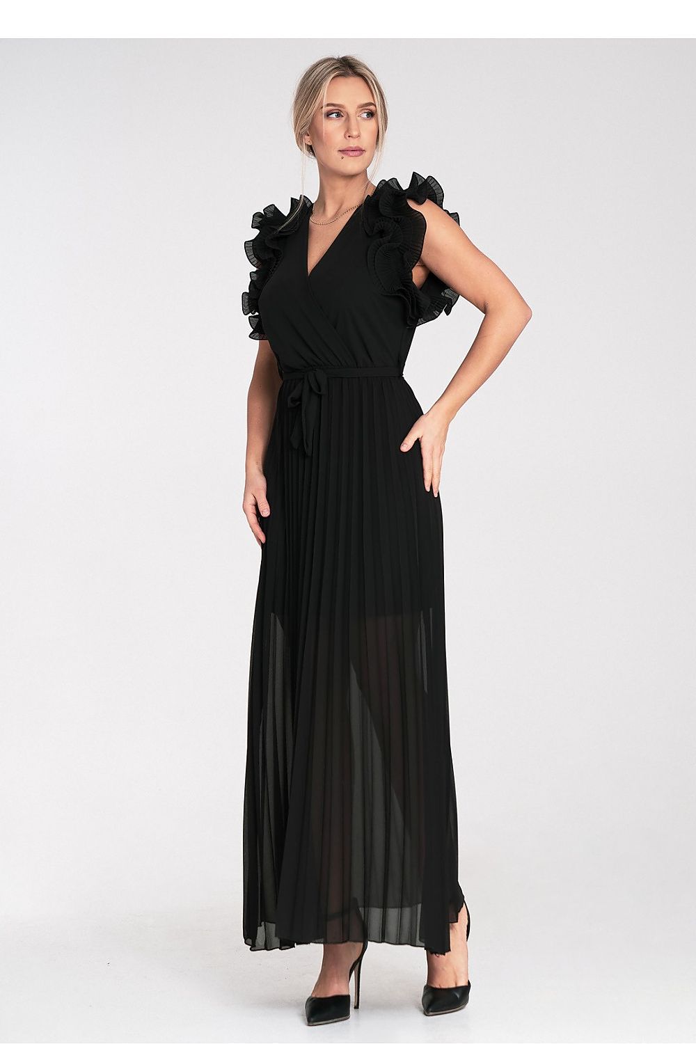 Lang kjole Figl til dame fra MS StyleHaven, laget av polyester, farge Svart, størrelse S/M, med sleeveless ermer, perfekt til dress