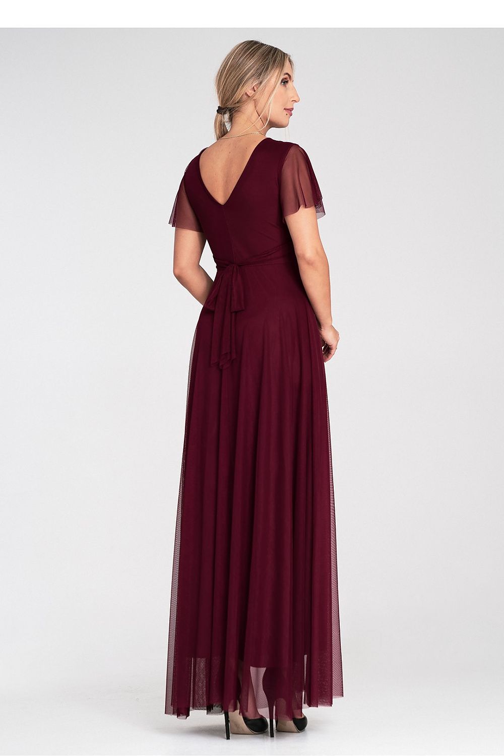 Lang kjole Figl til dame fra MS StyleHaven, laget av polyester; Netting, farge Svart, størrelse S/M, med short ermer, perfekt til dress
