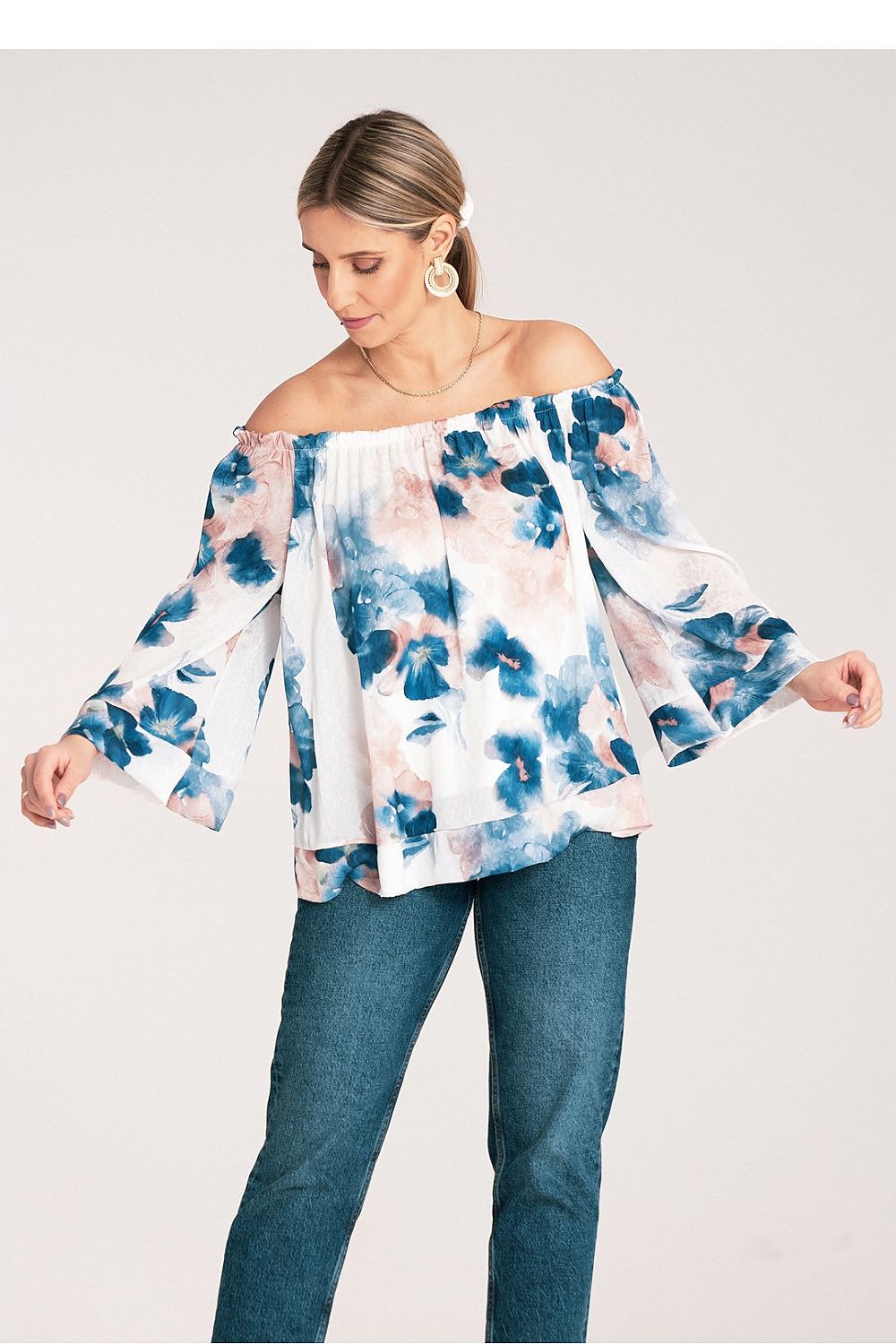 Bluse Figl til dame fra MS StyleHaven, laget av polyester, farge Blå, størrelse S/M, med 45720 ermer, perfekt til dress