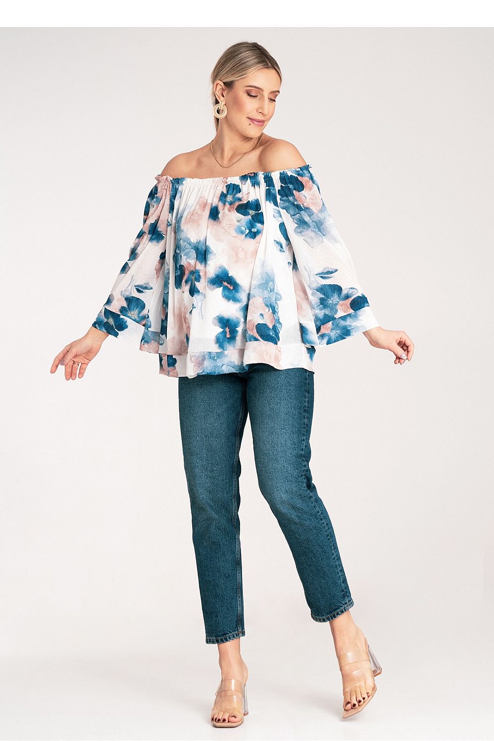 Bluse Figl til dame fra MS StyleHaven, laget av polyester, farge Grønn, størrelse S/M, med 45720 ermer, perfekt til dress