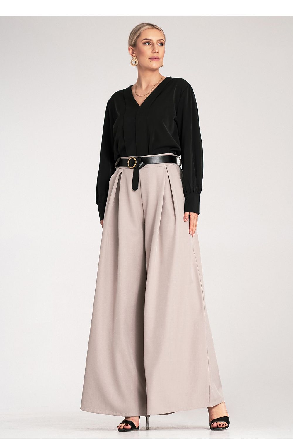 Damebukser Figl til dame fra MS StyleHaven, laget av polyester, farge Svart, størrelse S/M, med sleeveless ermer, perfekt til dress