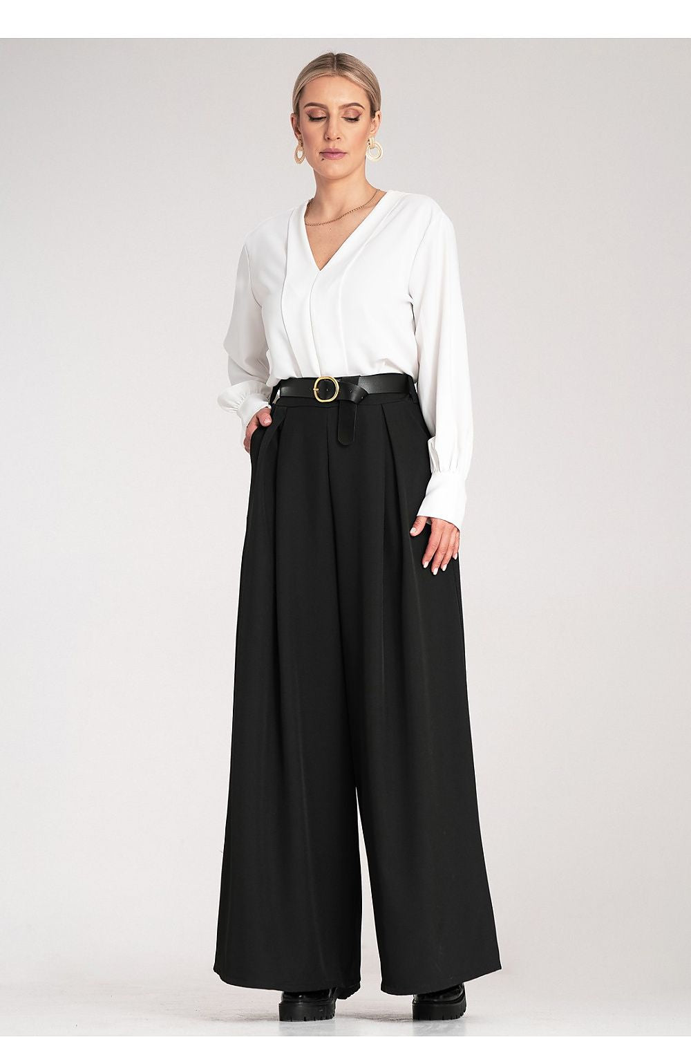 Damebukser Figl til dame fra MS StyleHaven, laget av polyester, farge Svart, størrelse S/M, med sleeveless ermer, perfekt til dress