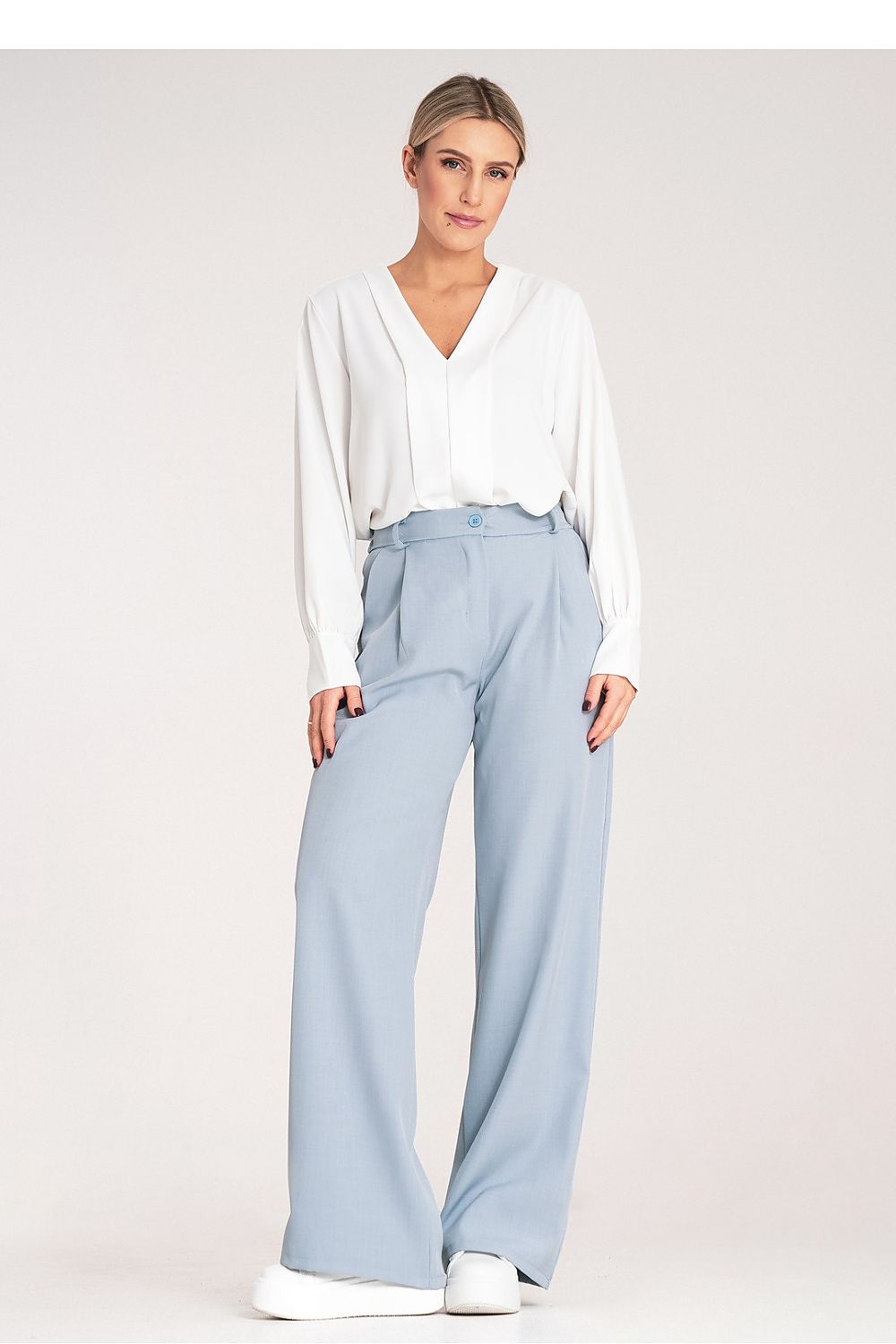 Damebukser Figl til dame fra MS StyleHaven, laget av polyester, farge Blå, størrelse S/M, med long ermer, bukselengde long, perfekt til dress