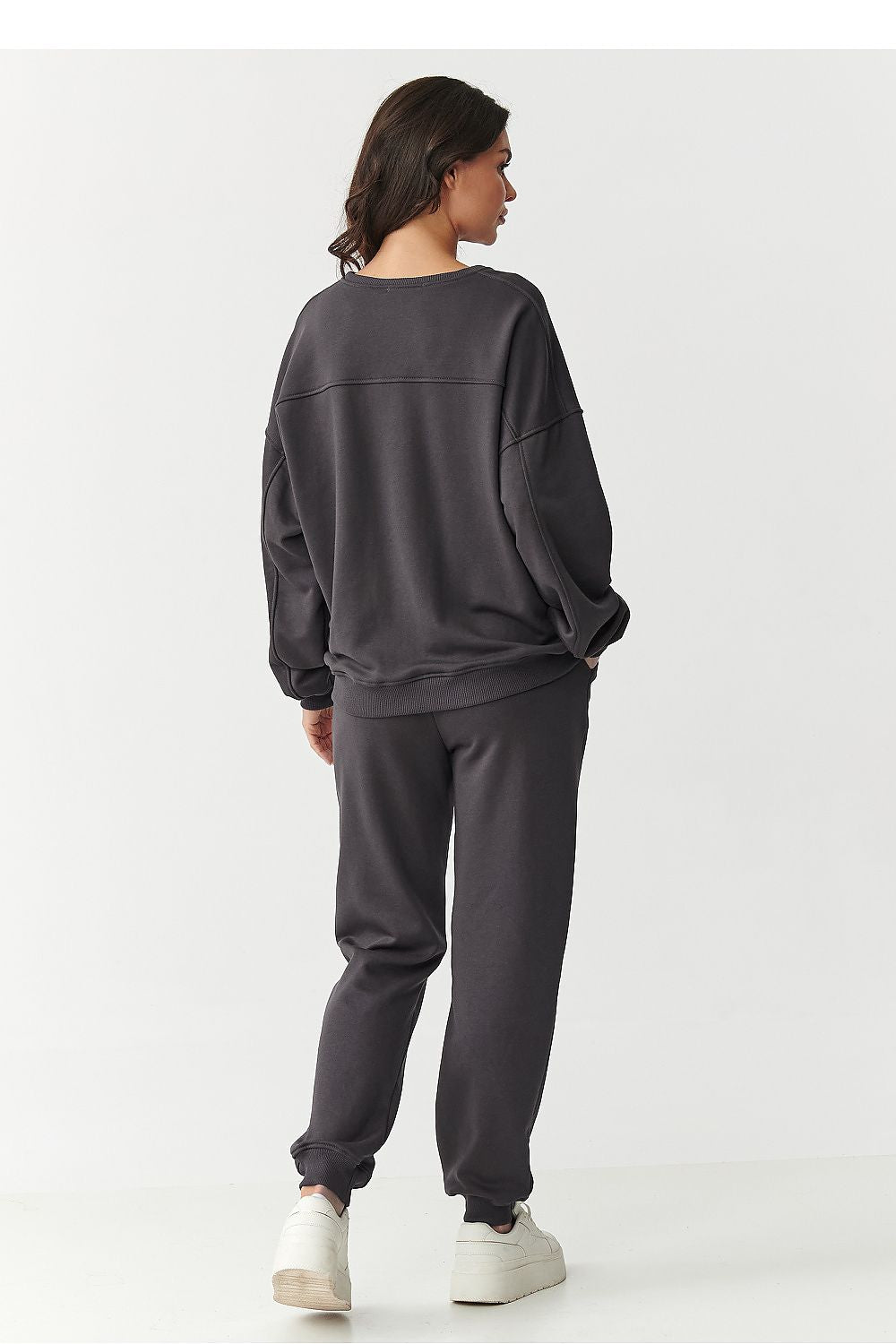 Oppdag vårt utvalg av stilfulle Brun Sett Makadamia til dame i ulike størrelser og kvalitetsmaterialer – perfekte til jobb; fritid og alle dager. Rask levering og gode priser hos MS Stylehaven. se mer!