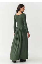 Oppdag vårt utvalg av stilfulle Grønn Dagkjole Makadamia til dame i ulike størrelser og kvalitetsmaterialer – perfekte til jobb, fritid og alle dager. Rask levering og gode priser hos MS Stylehaven. se mer!