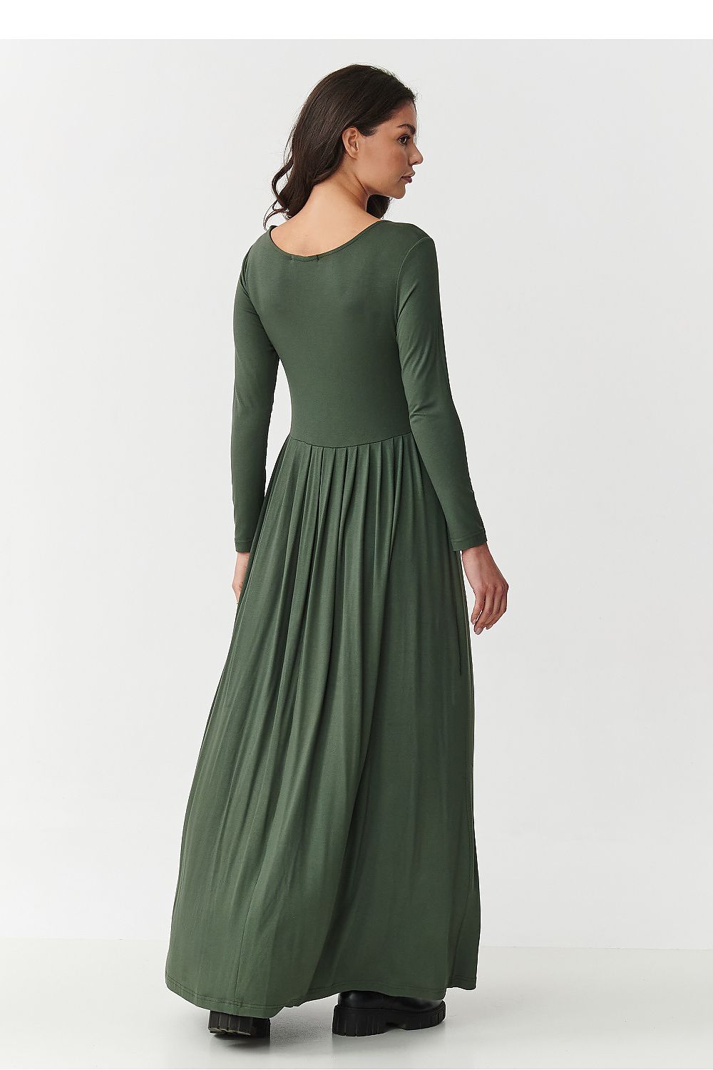 Oppdag vårt utvalg av stilfulle Grønn Dagkjole Makadamia til dame i ulike størrelser og kvalitetsmaterialer - perfekte til jobb, fritid og alle dager. Rask levering og gode priser hos MS Stylehaven. se mer!