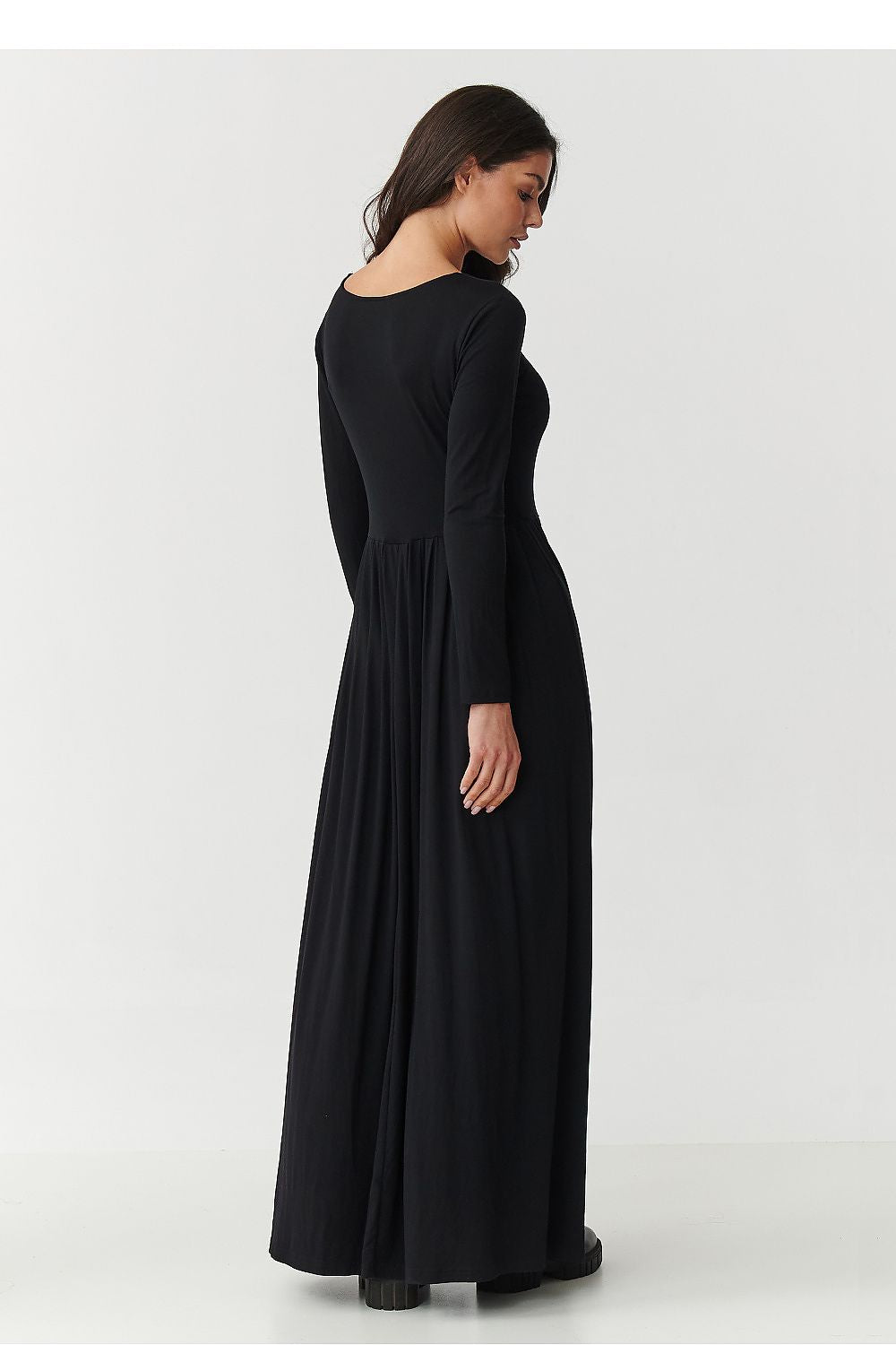 Oppdag vårt utvalg av stilfulle Svart Dagkjole Makadamia til dame i ulike størrelser og kvalitetsmaterialer – perfekte til jobb, fritid og alle dager. Rask levering og gode priser hos MS Stylehaven. se mer!