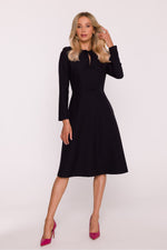 Oppdag vårt utvalg av stilfulle Blå Dagkjole Stylove til dame i ulike størrelser og kvalitetsmaterialer – perfekte til jobb; fritid og alle dager. Rask levering og gode priser hos MS Stylehaven. se mer!