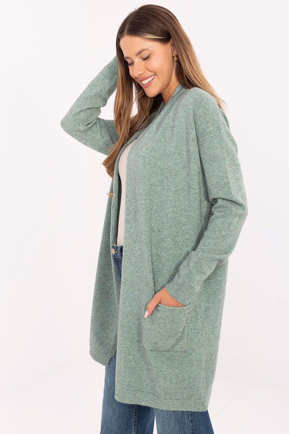 Oppdag vårt utvalg av stilfulle Grønn Cardigan fabrikkpris til dame i ulike størrelser og kvalitetsmaterialer - perfekte til jobb, fritid og alle dager. Rask levering og gode priser hos MS Stylehaven. se mer!