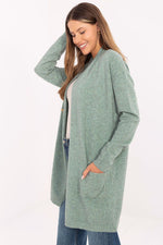 Oppdag vårt utvalg av stilfulle Grønn Cardigan fabrikkpris til dame i ulike størrelser og kvalitetsmaterialer - perfekte til jobb, fritid og alle dager. Rask levering og gode priser hos MS Stylehaven. se mer!